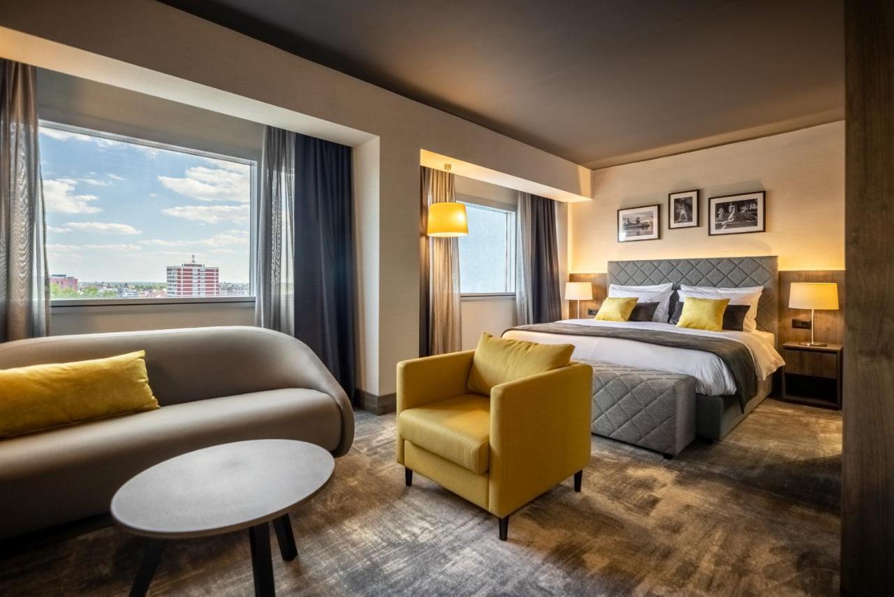 Hotel Осієк Екстер'єр фото