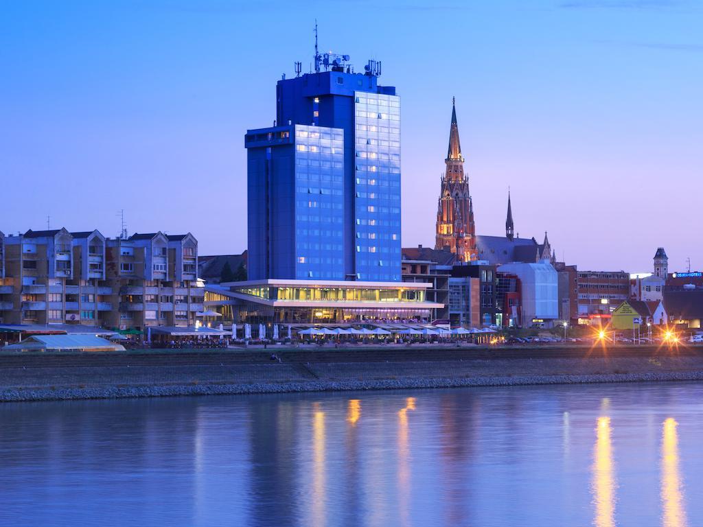 Hotel Осієк Екстер'єр фото